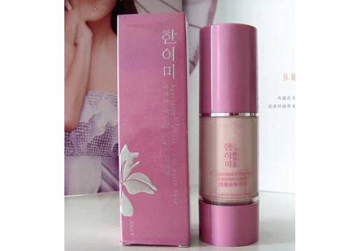 韩伊美 玫瑰嫩白粉底液30G