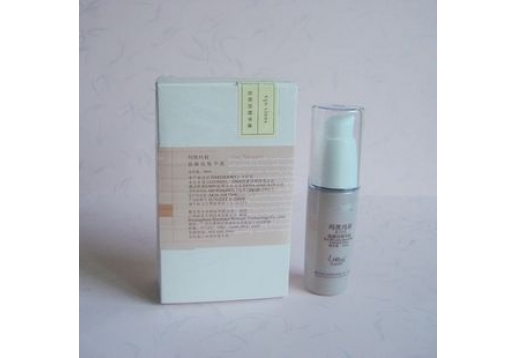 玛凯玛莉 袪眼纹精华液30ml